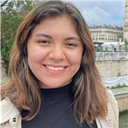 Je suis étudiante étrangère d'origine Colombienne, j'ai déjà réalisé des cours d'espagnol particuliers à domicile pour deux jeunes et un adulte